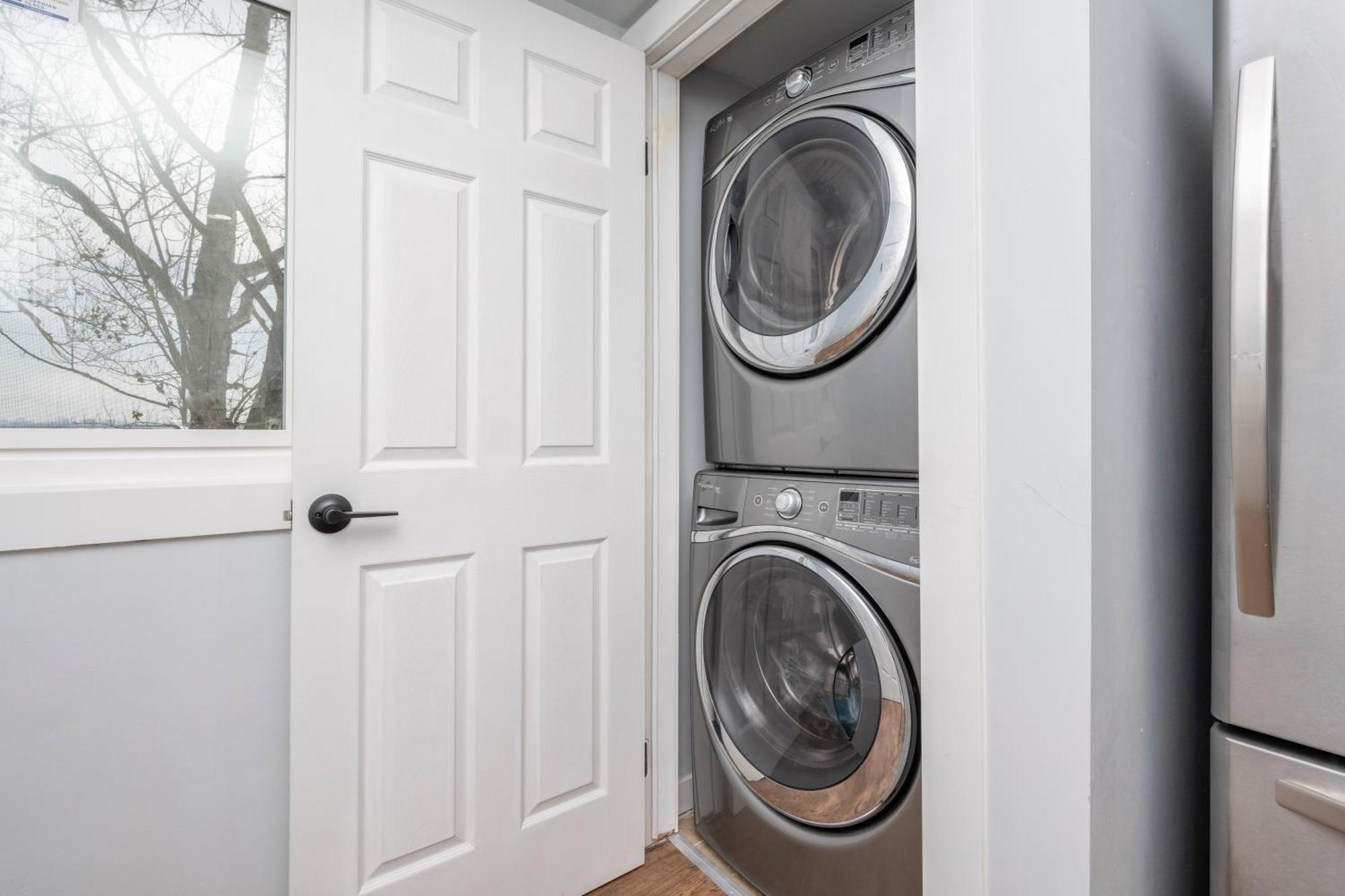 Apartment Centrestreet-cozy Petfriendly 4bedsuite 04entire *